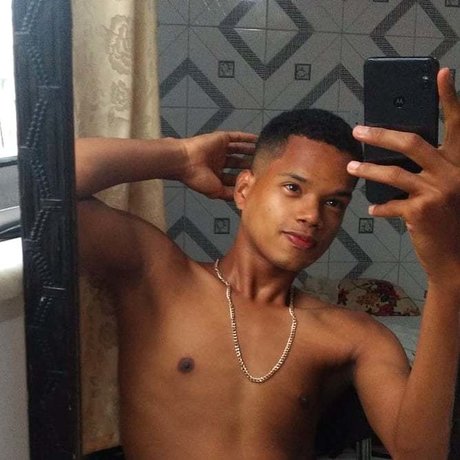 novinho salvador erotische perfekte bild