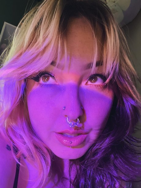 _Amethyst Angelic_ erwachsene nacktheit bild