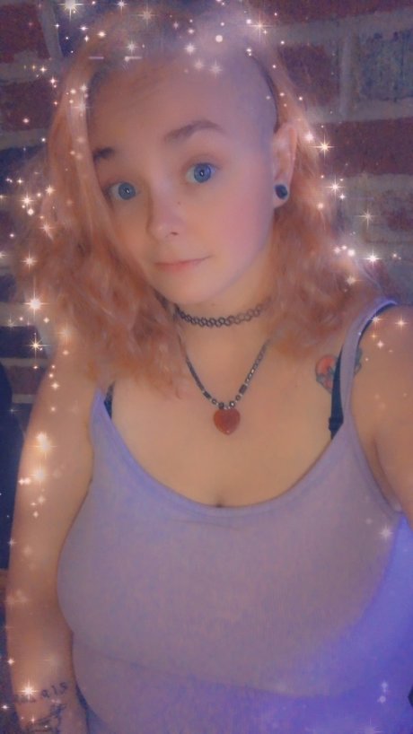 Nyssa Bell xxx nackte foto