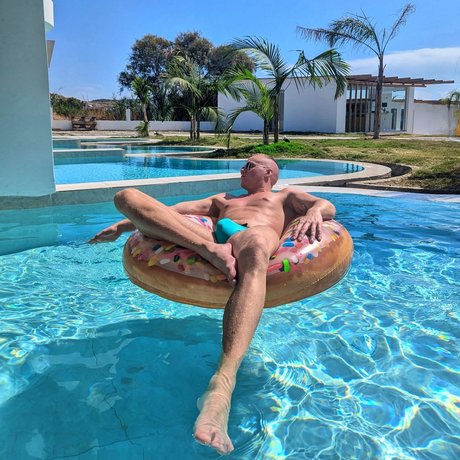 Aiden Andrews hübsche porno galerie