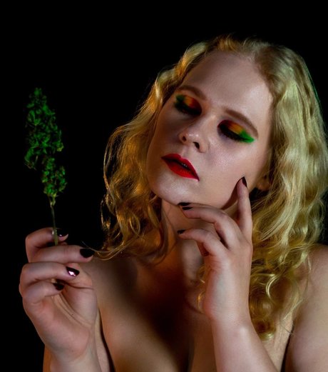 OkamisKitten hübsche heiße fotos