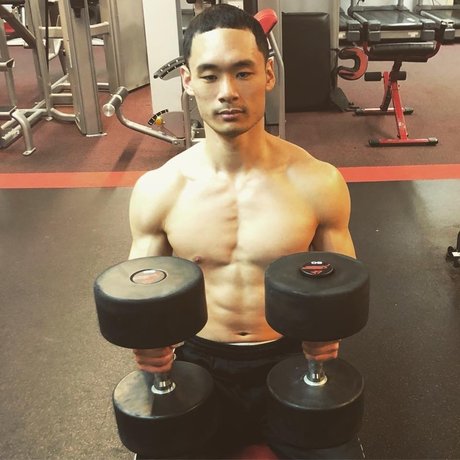 Jerry Fan nackt schöne foto