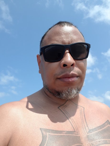 Aj Silva schauspielerin kunst foto