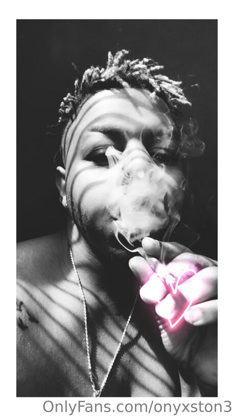 OnyxSton3 erwachsene sexy bilder