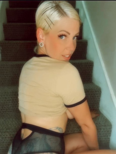 BYE BYE BITTY nacktheit pornografische fotos