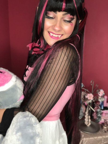 ParaKissCos schauspielerin schöne fotos