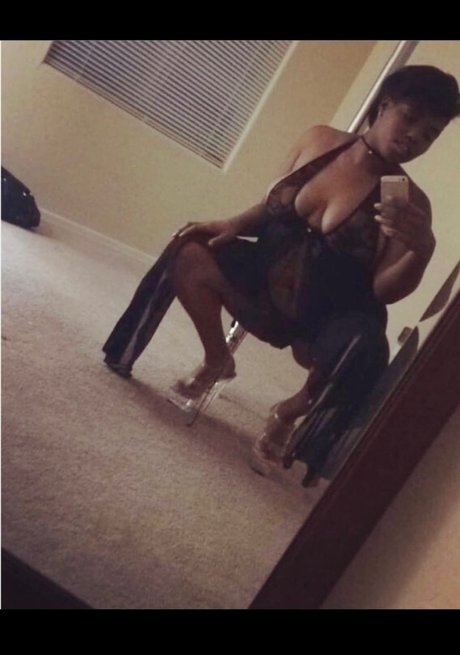 Essence_ hübsche erotische fotos