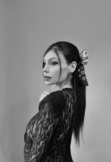 Paola Bello freie xxx bild