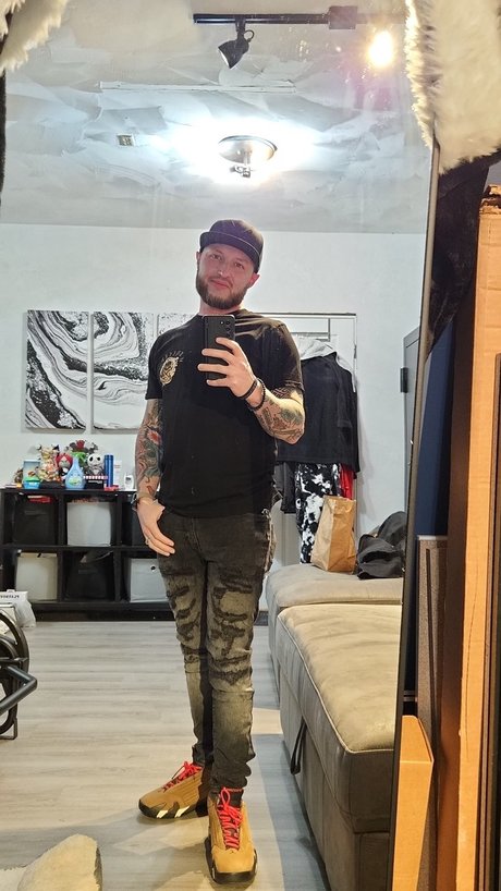 Luckiest man breathing Bilder