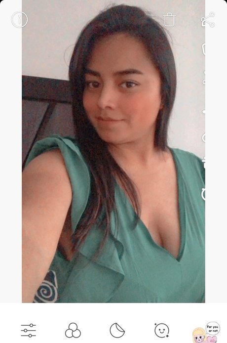 ALBA ANGUIANO schöne pornostar galerie