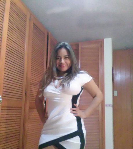 ALBA ANGUIANO pornostar erotische fotos