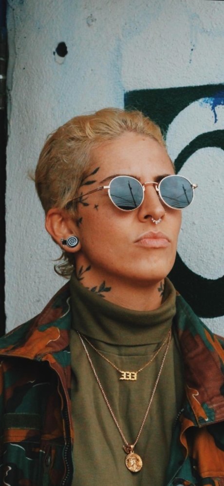 Brit tani G_ freie exklusive archiv