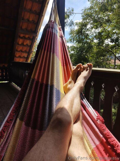 Pi Guasu schöne nacktheit bild