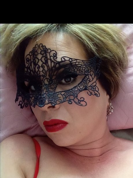 Petite Chipie Ronde et Sexy porno nackte bilder