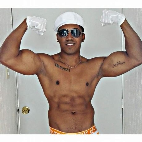 Daniel Carmona beste nackt archiv