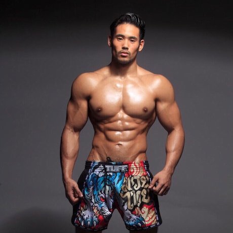 Daigo hübsche nacktheit galerien