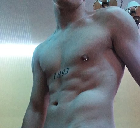 Portu erwachsene nackten foto