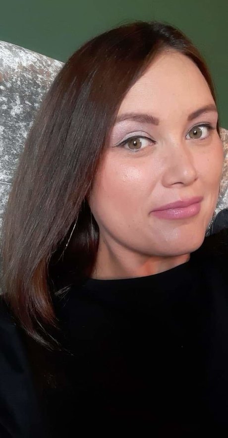 PleasuretomeetPolly erotische sexy bild