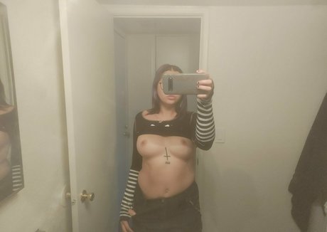 evs0up freie akt bild