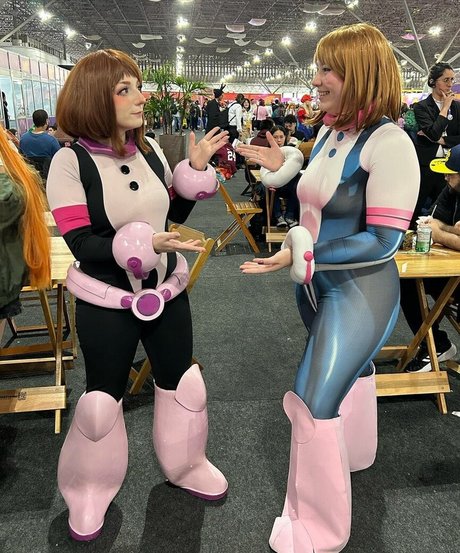 dejulhacosplay nacktheit freie bild