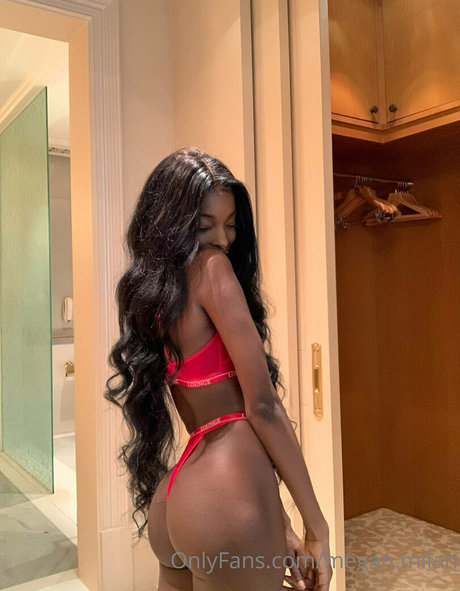 Megan Milan schauspielerin schöne galerie