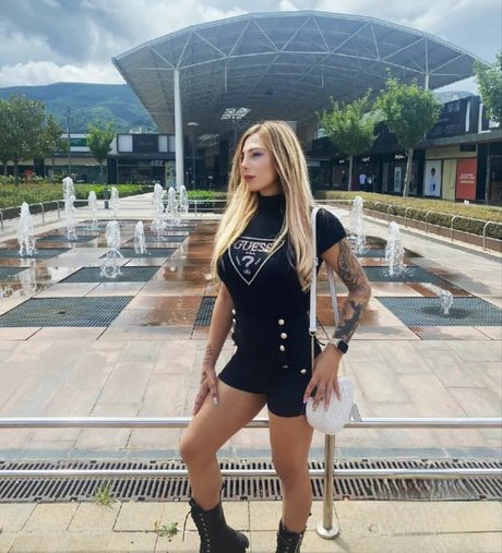 Gabriela Lori xxx perfekte bilder