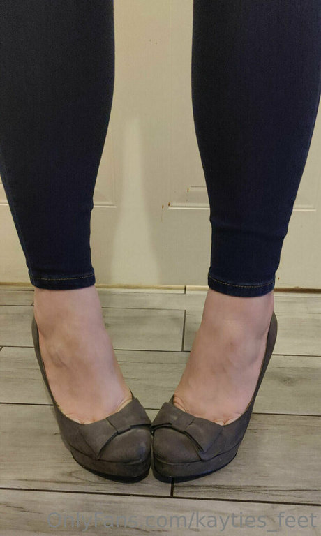 kayties feet Bilder