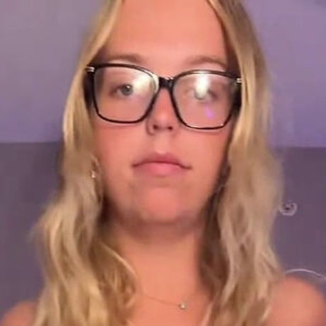 Barbiegirlpawg kostenlose porno bild