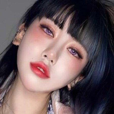 Naughty Rabbit model sex fotos