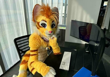 thatyellowkitty freie nackte galerie