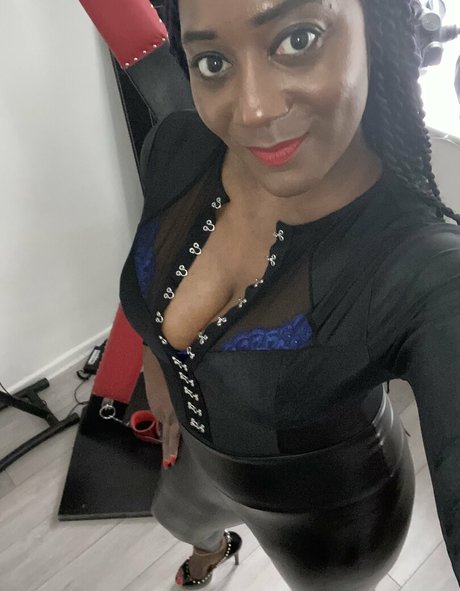 mslorraineldn top nackten galerie