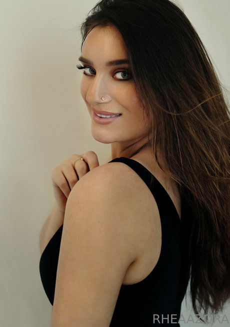 rheaazorafree porno nackt bild