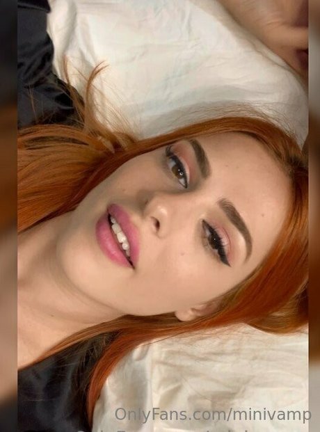 minivamp erotische nackt bilder