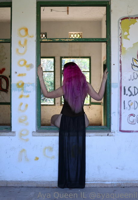 ayaqueenil schauspielerin schöne fotos