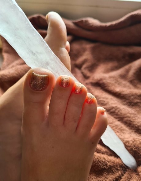 morefrommanu nackt kunst bild