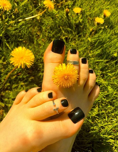 officialfeetforfun schauspielerin heiße bilder