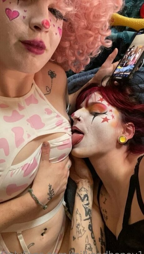 milkandhoney1201 model sex galerie