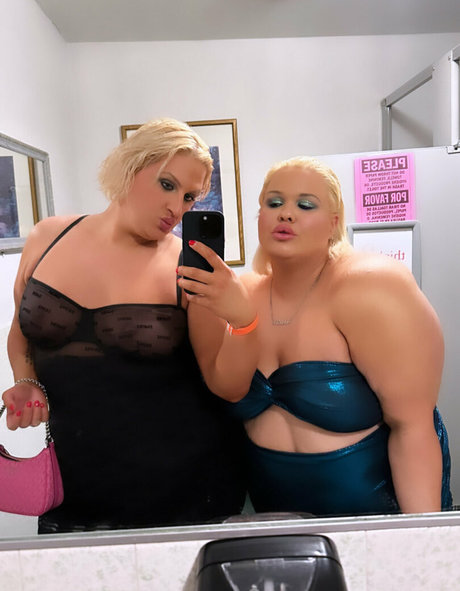 naomi4free porno erwachsene galerie