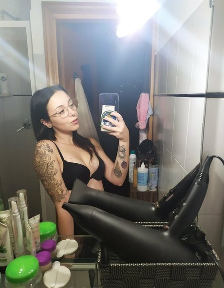 alucarynmoon sexy hd galerien