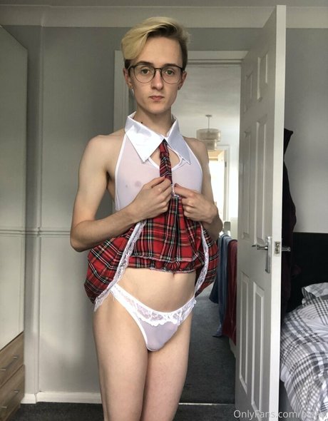 pierbi nacktheit pornographische fotos