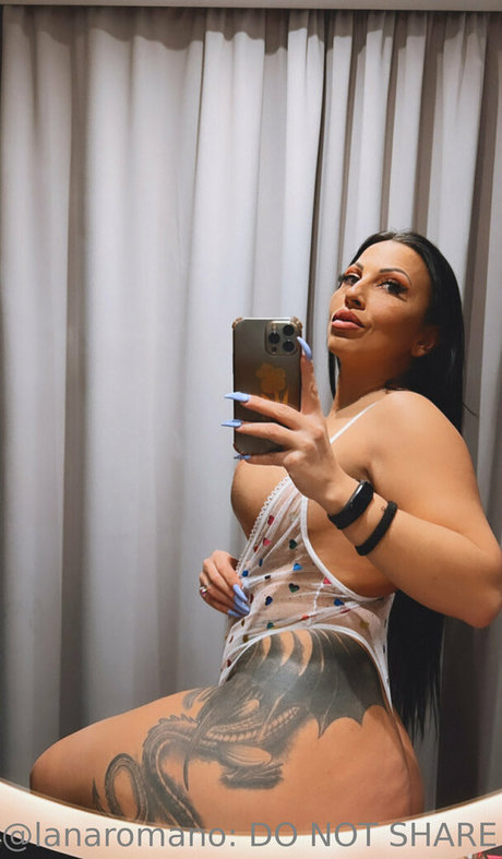 brünette arsch onlyfans porno perfekte foto