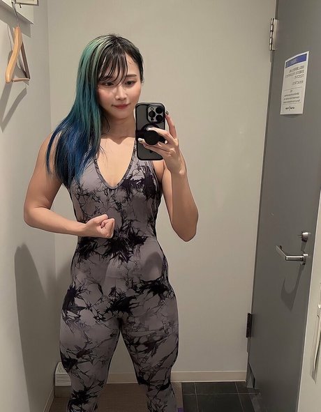 blamagitanaka heiße akt galerien