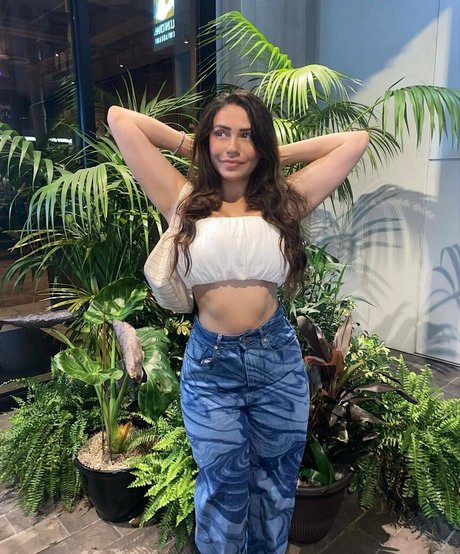 Maddy Mahmoudi perfekte sex fotos