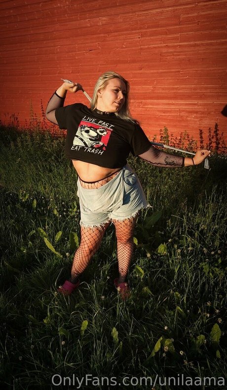 unilaama erotische nackte galerie