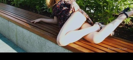 Kelly Collins akt pornostar galerien