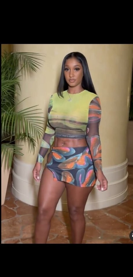 Bernice Burgos hd sex bild