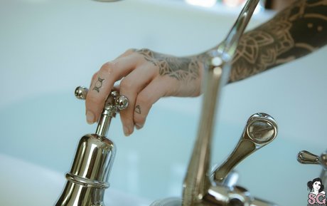 Kuroha porno nackten galerie