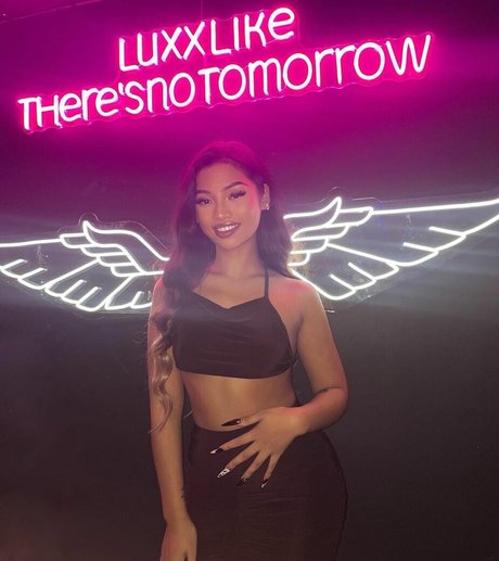 Louaira kostenlose heiße bild