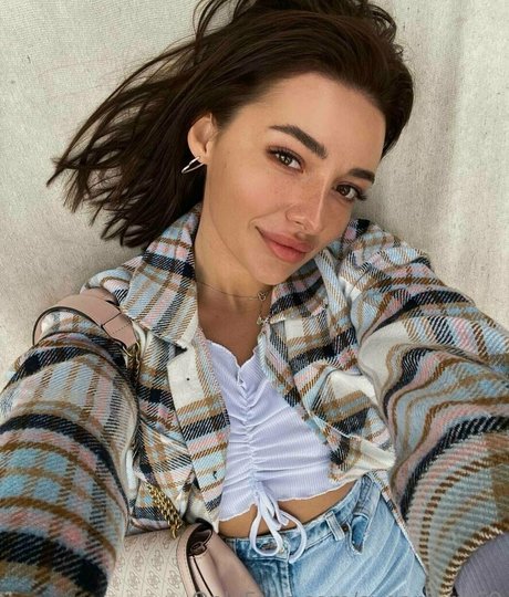 yummy kris69 exklusive hübsche bild