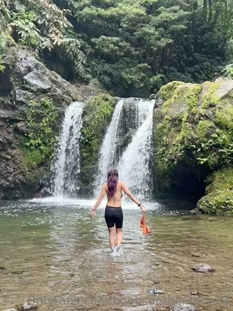 boobsonthemove22 exklusive pornografische bild